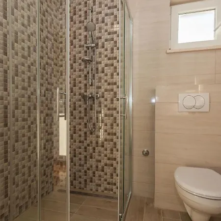 Spacious In Sveti Petar Na Moru With Pool *